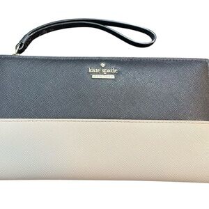 Kate Spade Madison Wristlet | Saffiano Leather | Classic & Elegant